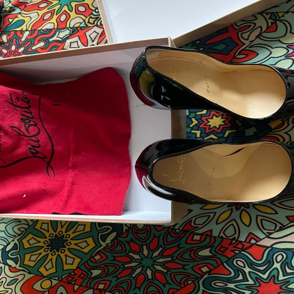 Black red bottom stilettos - Picture 1 of 5